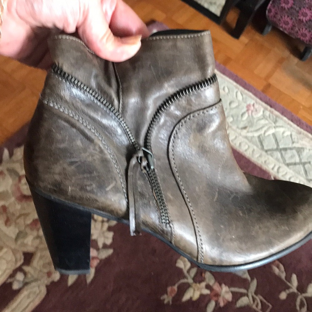Dark grey leather booties - excellent condition
